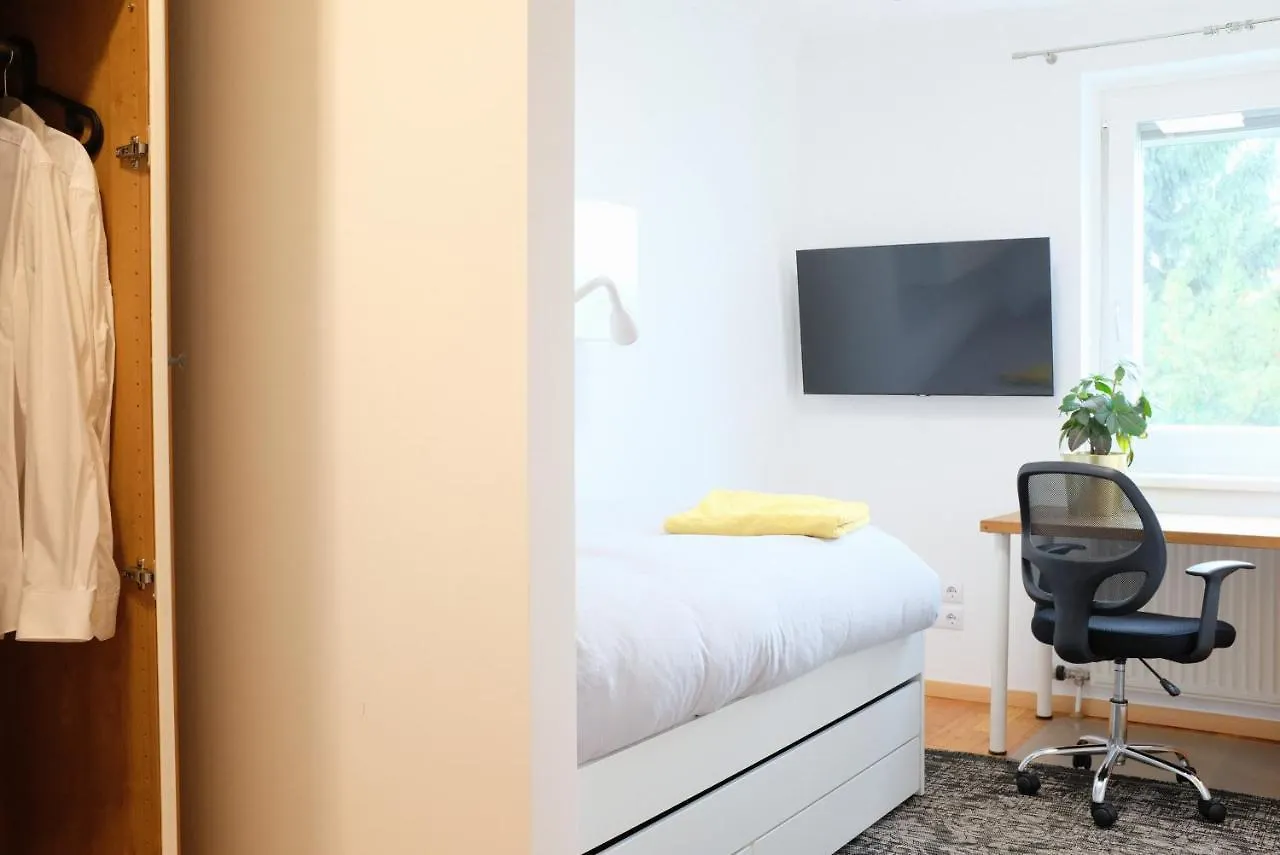 Homestay Town House Near Metro & Vienna City Center