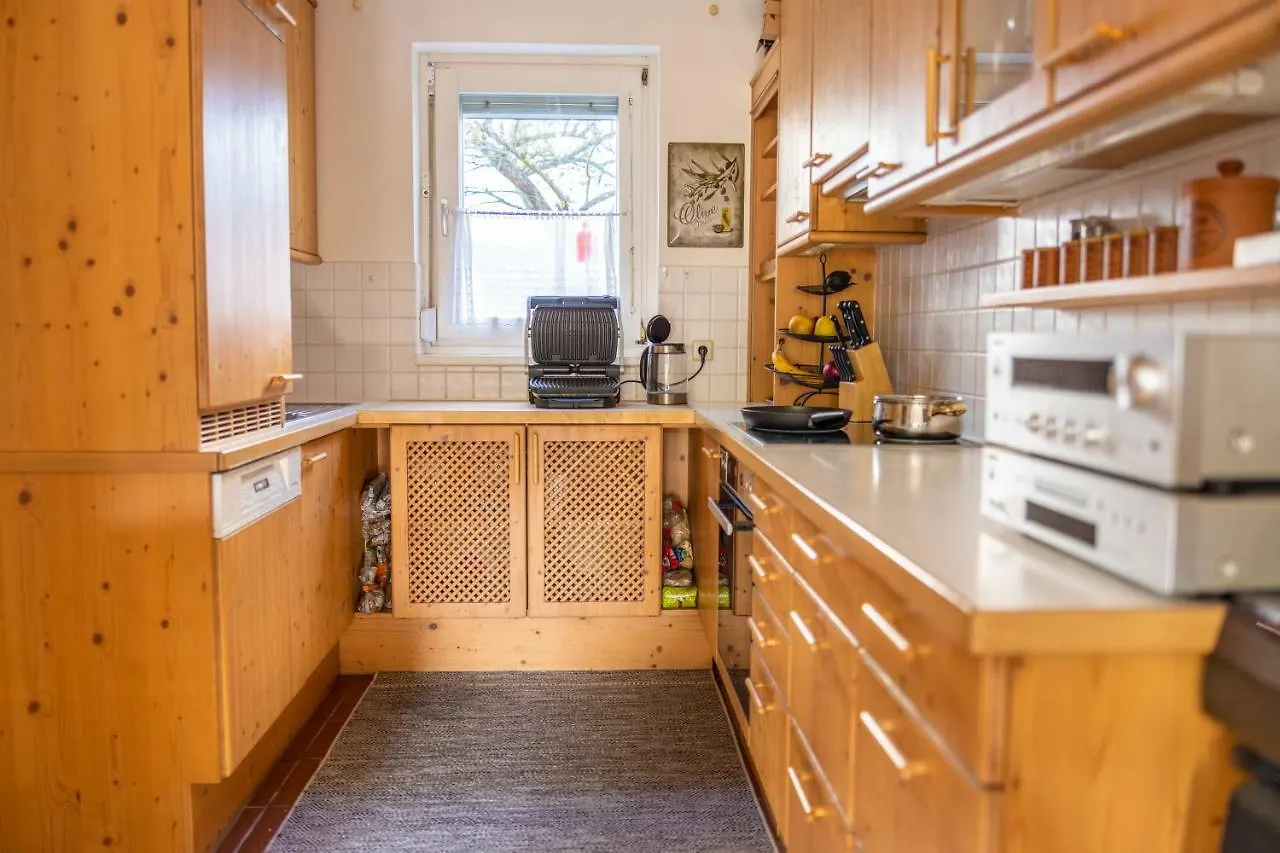 Town House Near Metro & Vienna City Center Homestay